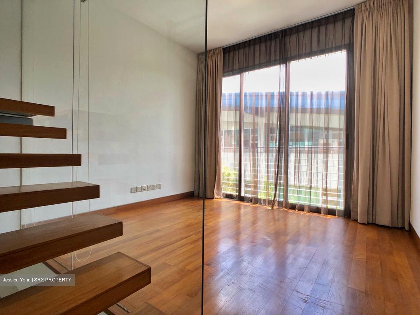 Yuk Tong Avenue (D21), Terrace #357998461